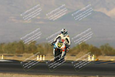 media/Dec-07-2024-CVMA (Sat) [[21c5f1ef85]]/Race 13-Amateur Supersport Middleweight/